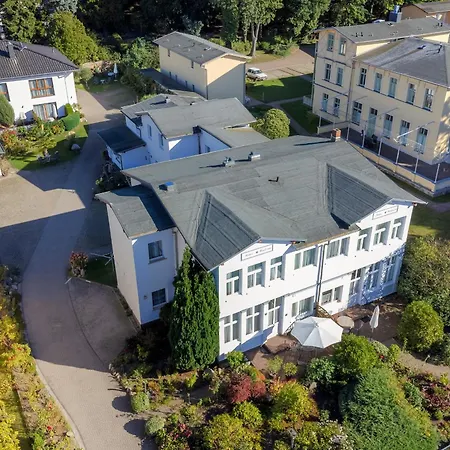 アパート Stranddistel, Haus Gudrun Whg 5 ツィノヴィッツ